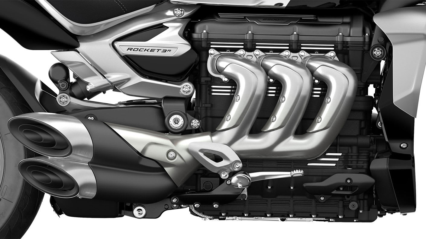Triumph rocket store 3 chrome accessories